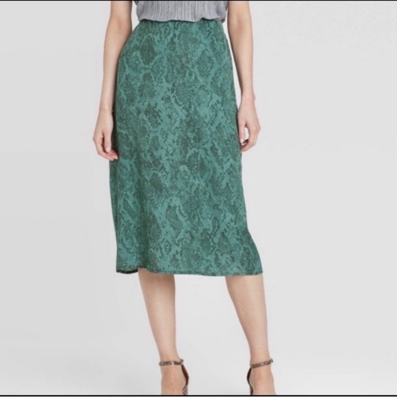 a new day Dresses & Skirts - Green Snake-Print Midi Skirt small a new day